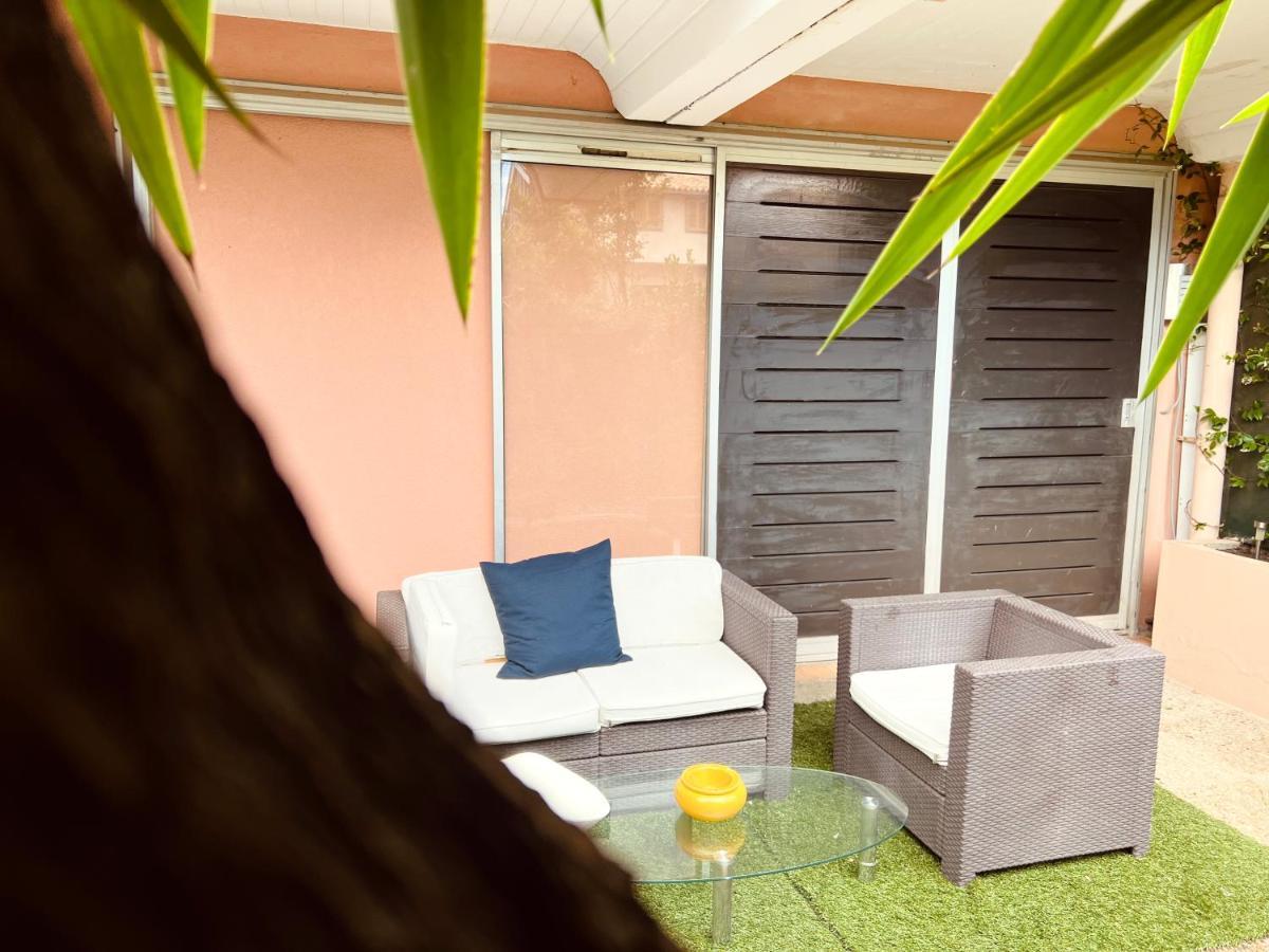 Private Garden In Center Of Saint Tropez Διαμέρισμα Εξωτερικό φωτογραφία