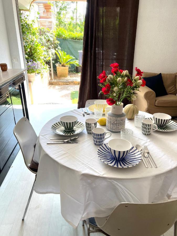 Private Garden In Center Of Saint Tropez Διαμέρισμα Εξωτερικό φωτογραφία