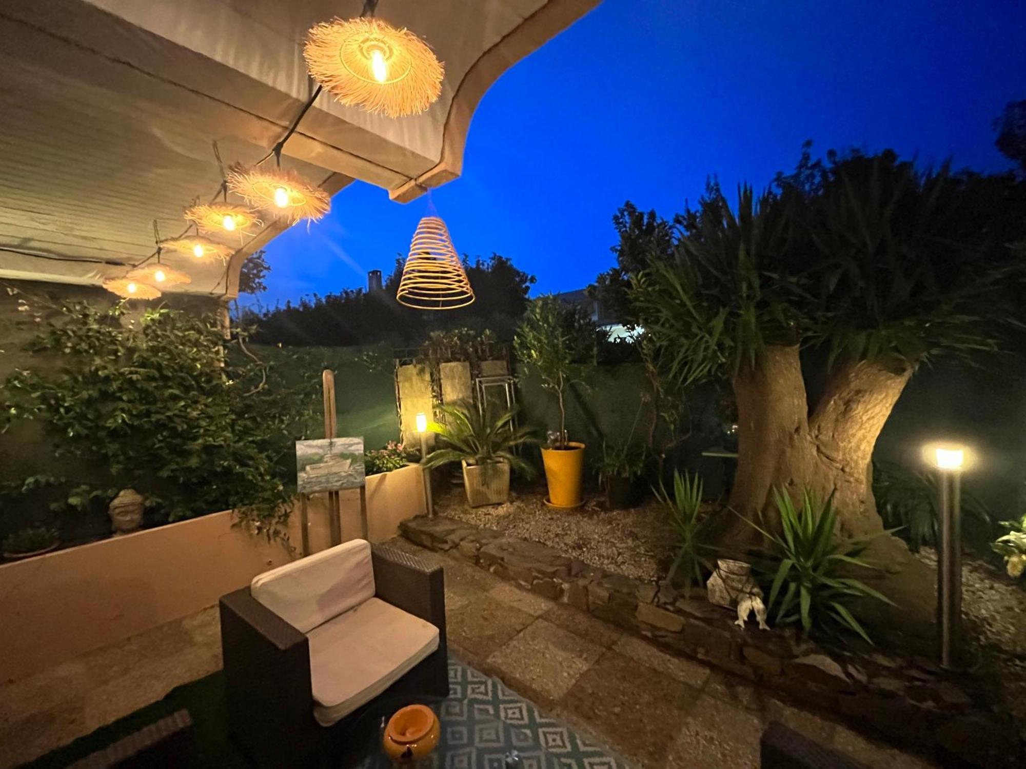 Private Garden In Center Of Saint Tropez Διαμέρισμα Εξωτερικό φωτογραφία